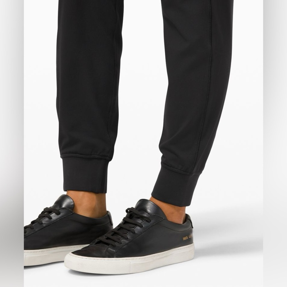 Lululemon ready to rulu jogger size 2 - Picture 5 of 7